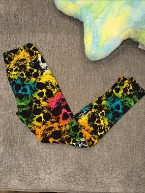 Lularoe Skull Leggings